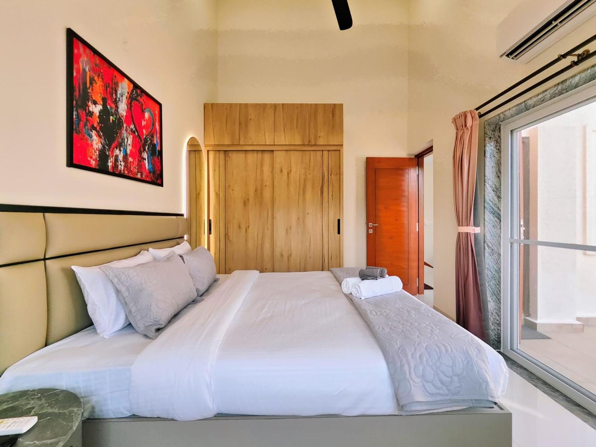 Casa Aurea - Luxurious 3Bhk Villa In Siolim Cunchelim Exterior photo